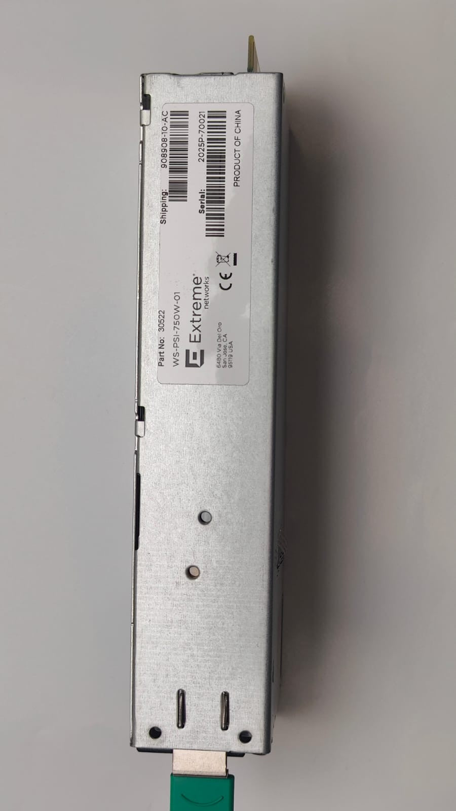 Extreme Networks Alimentation PWR 750 W pour application réseau WS-PSI-750W-01