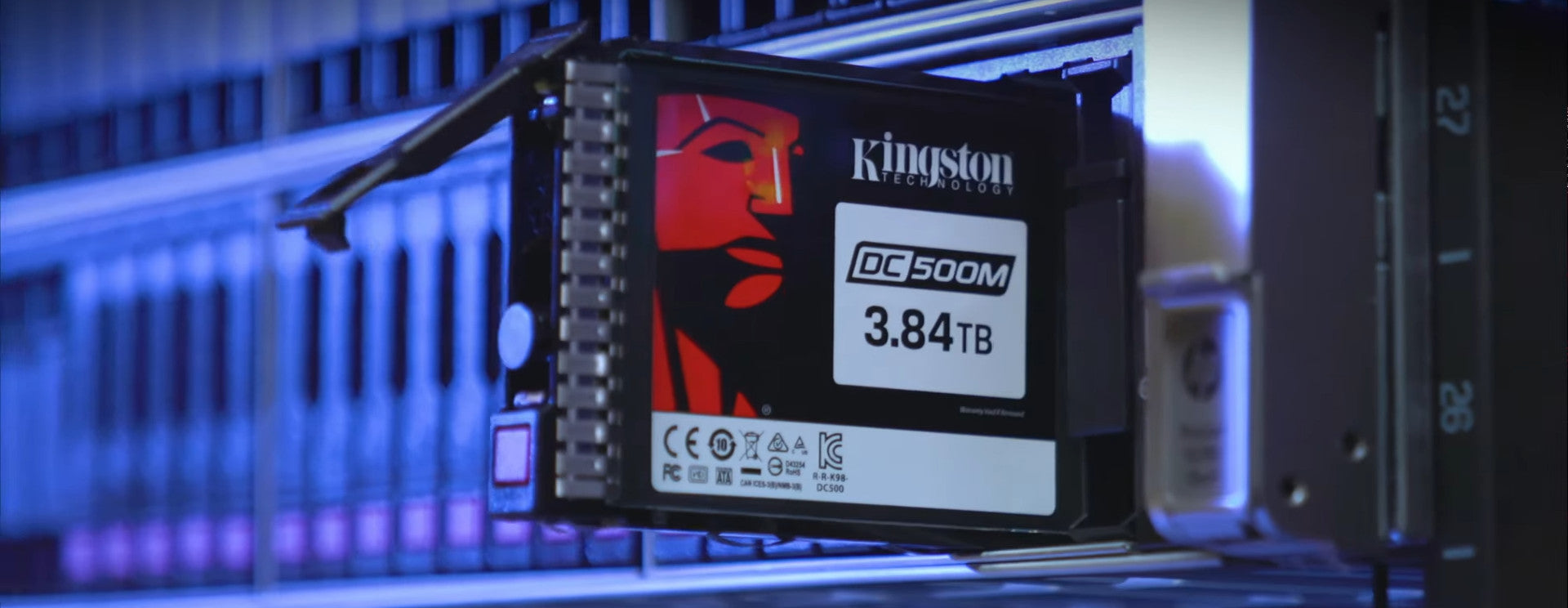 3.84 TB Kingston SSD in een server