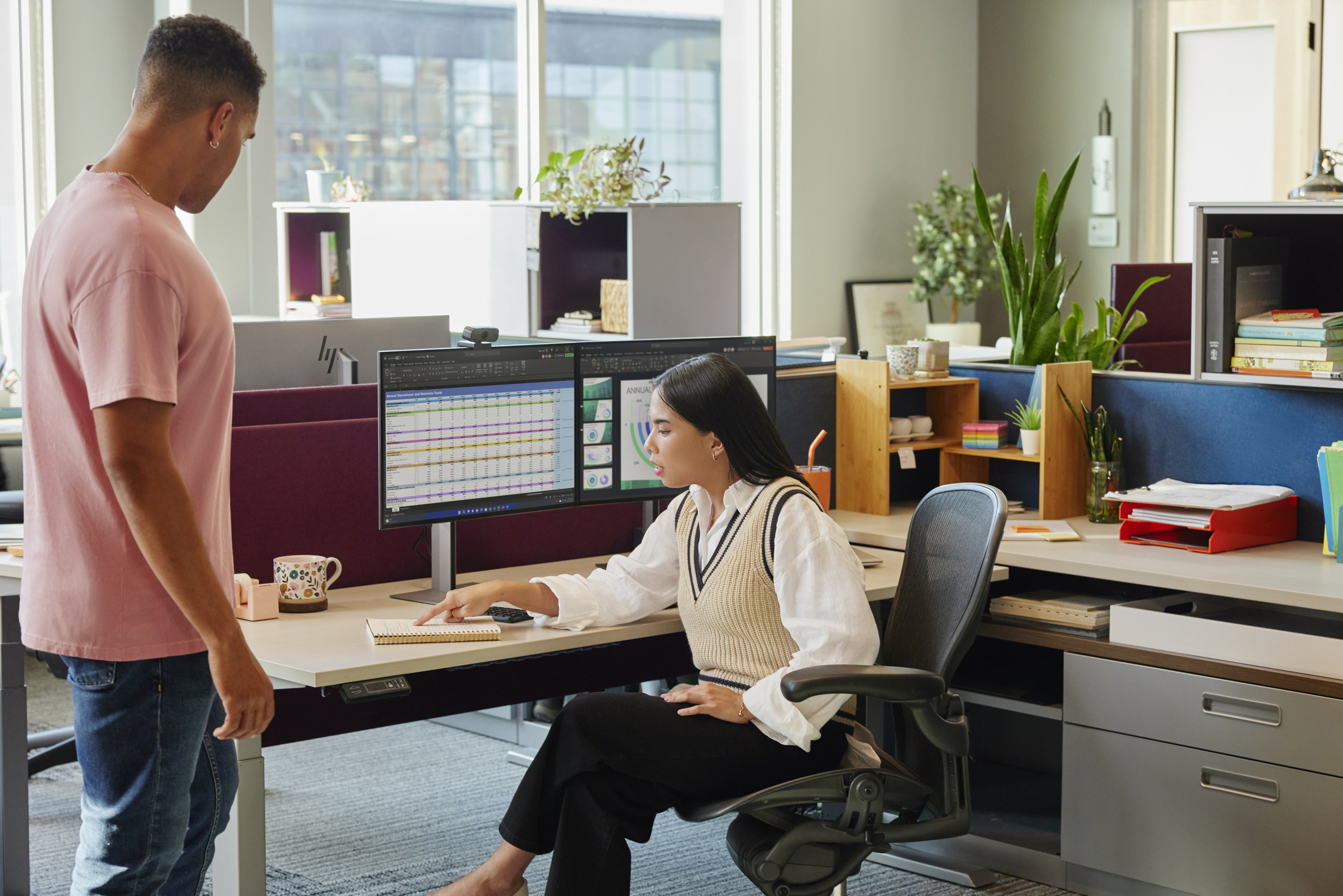 Series 7 Pro (724pn) - 24 inch - WUXGA IPS LED Monitor - 1920x1200 - 100Hz - Pivot / HAS 8X534AA#ABB