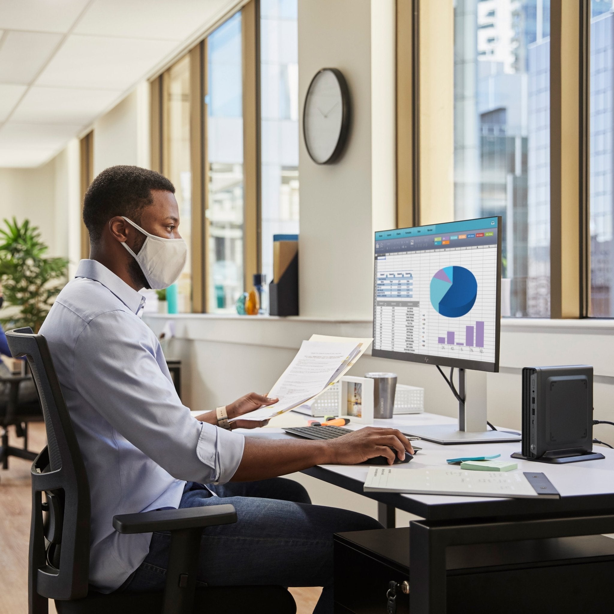 HP Pro Mini 400 G9 9H6Z3ETABF - Compridis